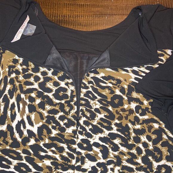 Peter Nygard cheetah print black inserts dress Size Medium NWT - Picture 5 of 6